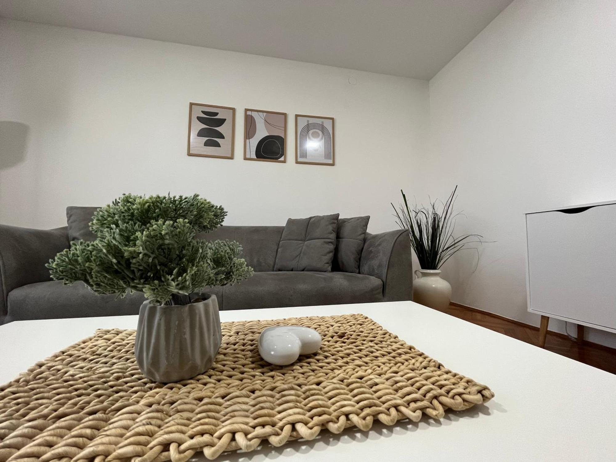 Apartman Mara Mala Subotica Εξωτερικό φωτογραφία